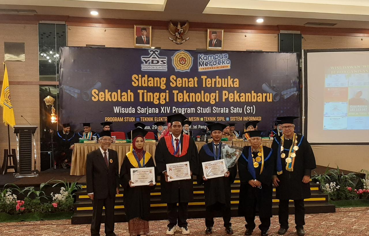 STT PEKANBARU GELAR SIDANG SENAT TERBUKA WISUDA KE XIV